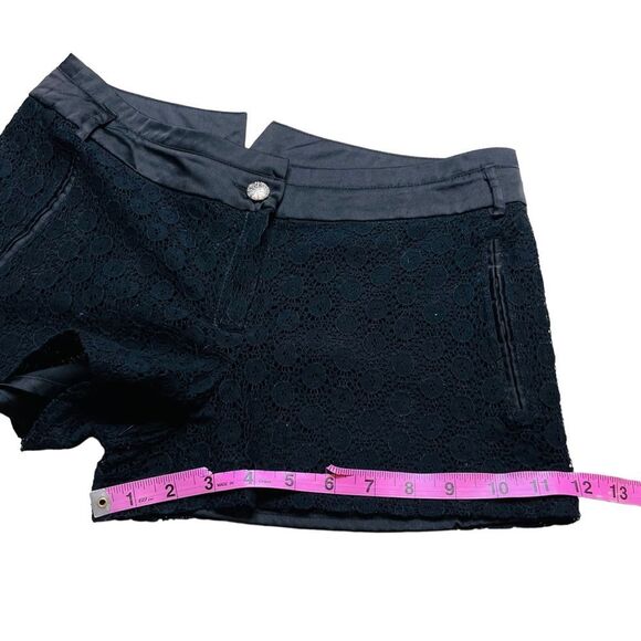 10/$25🦋 Ezra Black Lace Dressy Mid Rise Shorts - Size Medium - Picture 12 of 13